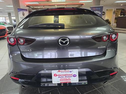 2022 Mazda Mazda3 FWD w/Select Package