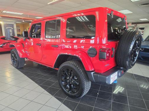 2024 Jeep Wrangler 4xe Sahara