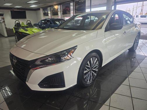 2025 Nissan Altima 2.5 SV