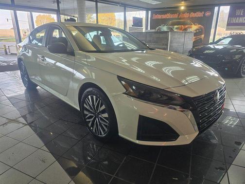 2025 Nissan Altima 2.5 SV