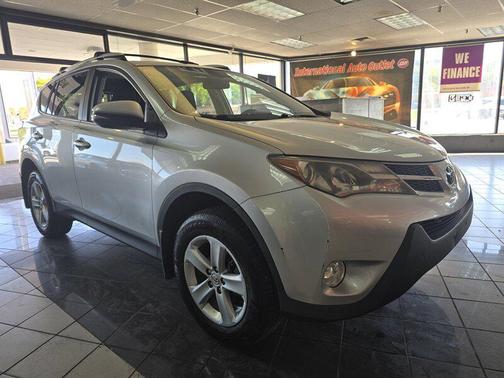 2013 Toyota RAV4 XLE