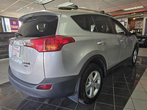 2013 Toyota RAV4 XLE