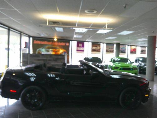 2014 Ford Mustang V6