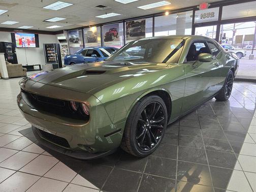 2018 Dodge Challenger SXT