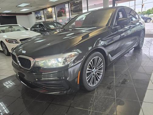2019 BMW 530 530i