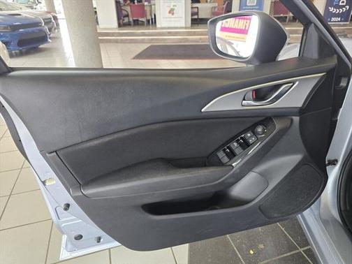 2017 Mazda Mazda3 Sport