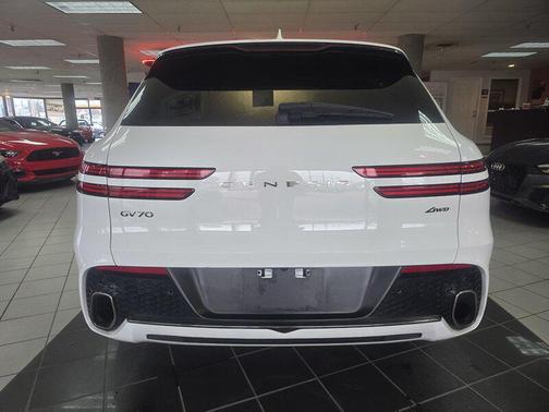 2025 Genesis GV70 2.5T AWD