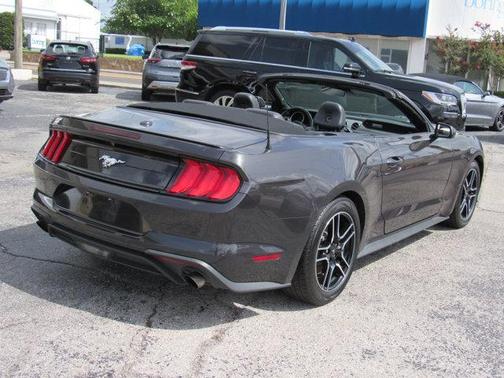 2022 Ford Mustang EcoBoost Premium