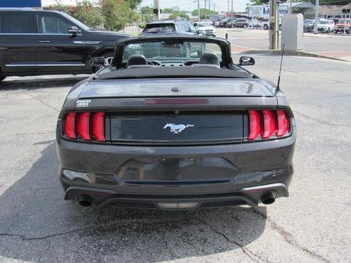 2022 Ford Mustang EcoBoost Premium