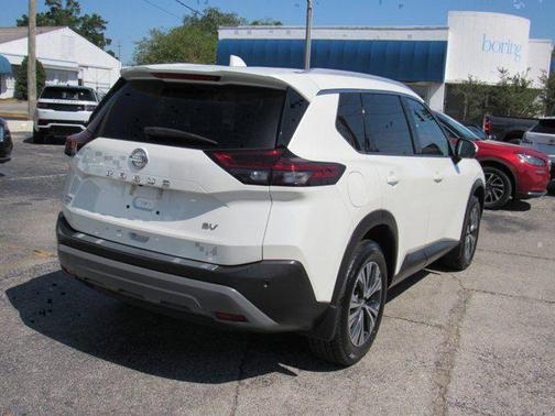 2021 Nissan Rogue SV