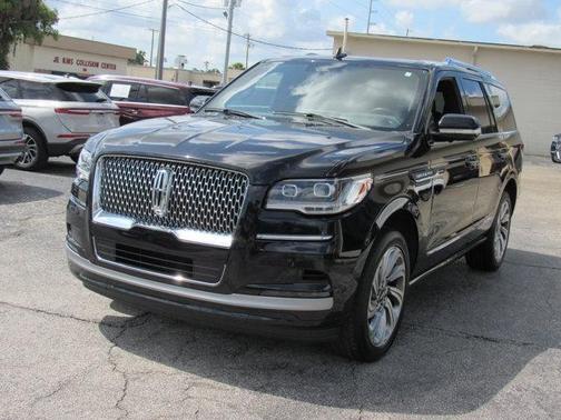 2023 Lincoln Navigator Reserve