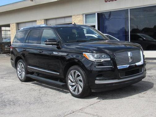 2023 Lincoln Navigator Reserve