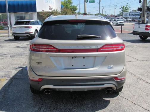 2015 Lincoln MKC Base