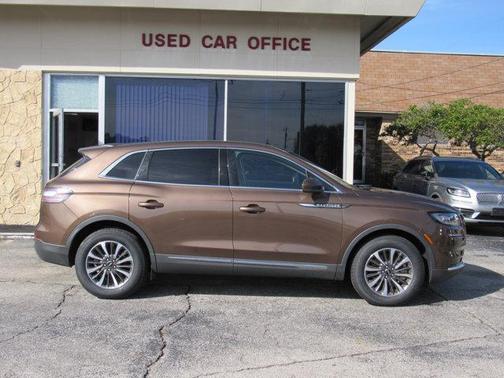 2022 Lincoln Nautilus Reserve