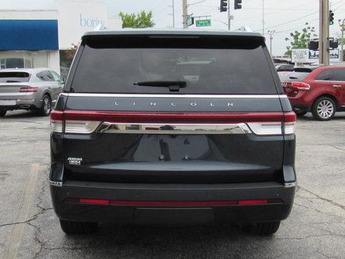 2022 Lincoln Navigator Reserve