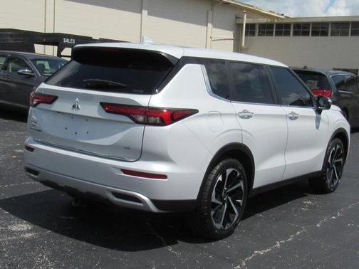 2022 Mitsubishi Outlander SE 2.5 S-AWC