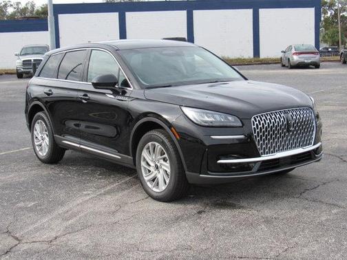 2025 Lincoln Corsair Premiere