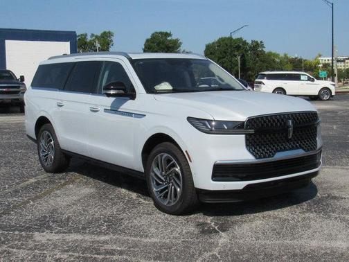 2025 Lincoln Navigator Reserve