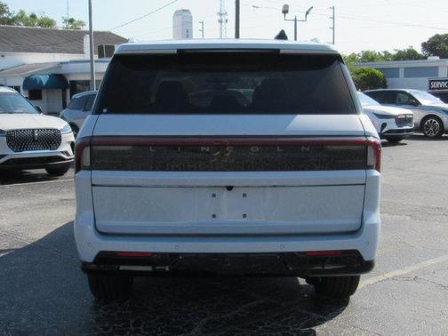 2025 Lincoln Navigator Reserve