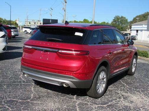 2026 Lincoln Corsair Premiere