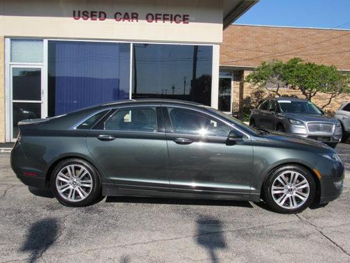 2015 Lincoln MKZ Hybrid Base
