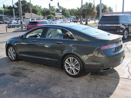 2015 Lincoln MKZ Hybrid Base