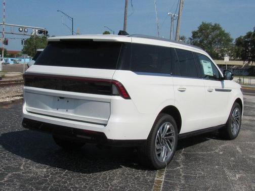 2025 Lincoln Navigator Reserve