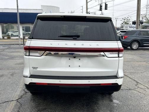 2022 Lincoln Navigator Reserve