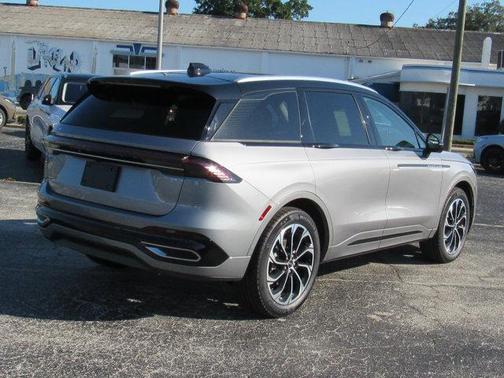 2025 Lincoln Nautilus Reserve
