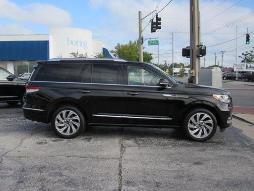 2022 Lincoln Navigator Reserve