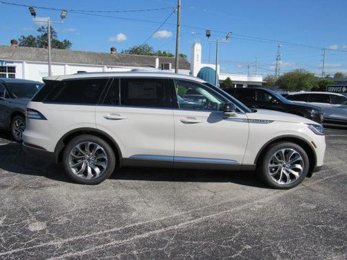 2025 Lincoln Aviator Reserve