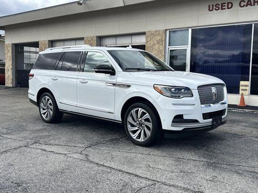 2023 Lincoln Navigator Reserve