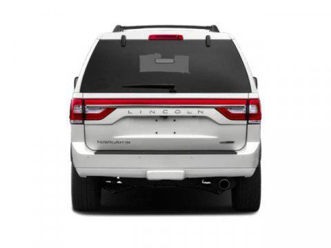 2015 Lincoln Navigator Base