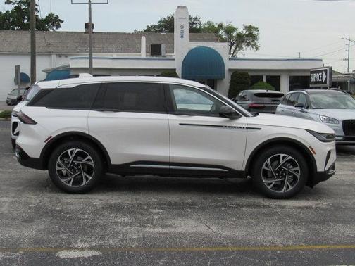 2025 Lincoln Nautilus Premiere
