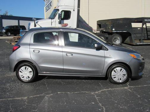 2021 Mitsubishi Mirage ES