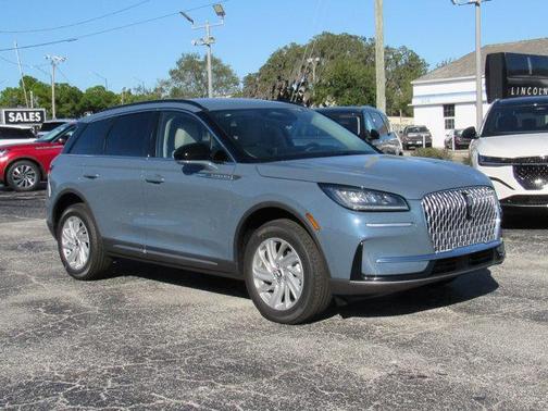 2026 Lincoln Corsair Premiere