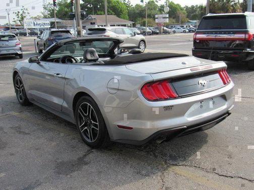 2022 Ford Mustang EcoBoost Premium
