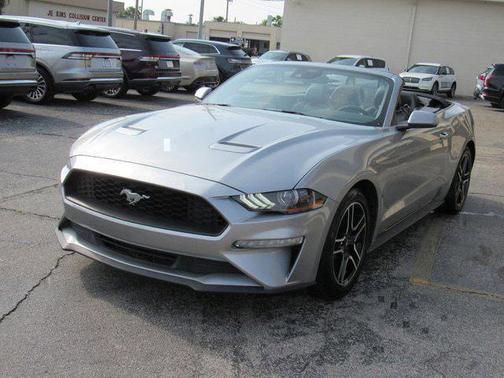 2022 Ford Mustang EcoBoost Premium