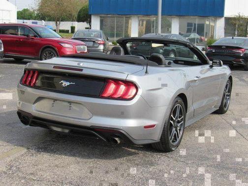 2022 Ford Mustang EcoBoost Premium
