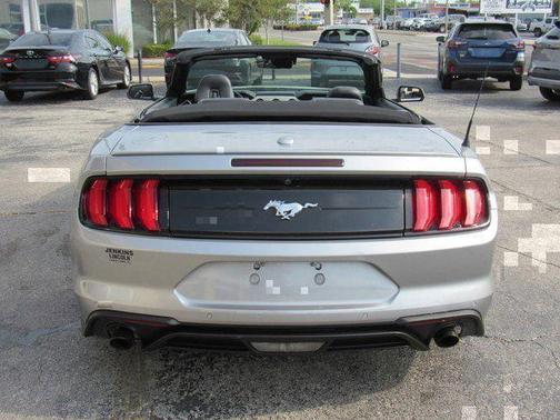 2022 Ford Mustang EcoBoost Premium