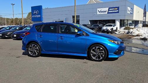 2016 Scion iM Base