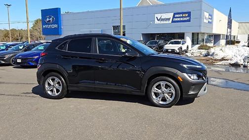2023 Hyundai KONA SEL