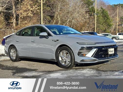 2025 Hyundai SONATA SE