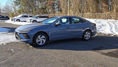 2025 Hyundai SONATA SE