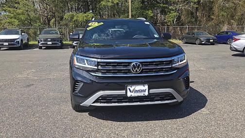 2022 Volkswagen Atlas Cross Sport 3.6L V6 SE w/Technology