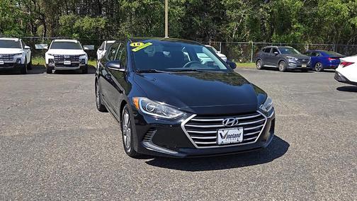 Phantom Black 2018 Hyundai ELANTRA SEL