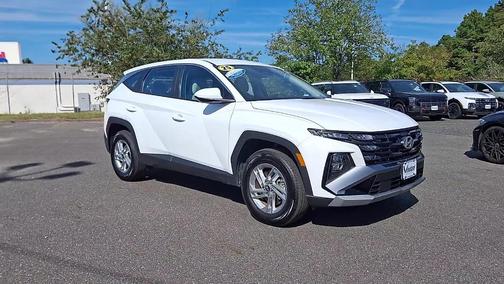 2025 Hyundai TUCSON SE