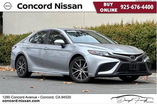 2024 Toyota Camry SE