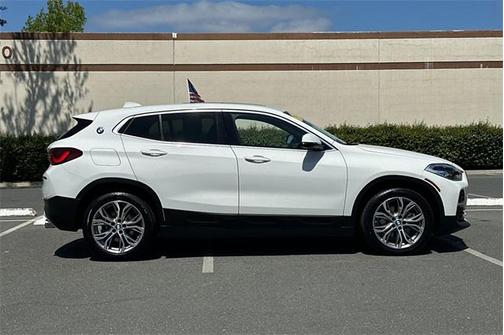 2022 BMW X2 xDrive28i