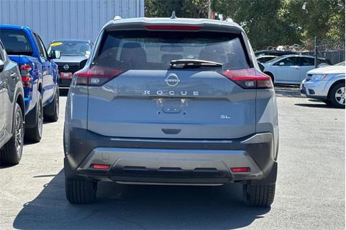 2022 Nissan Rogue SL